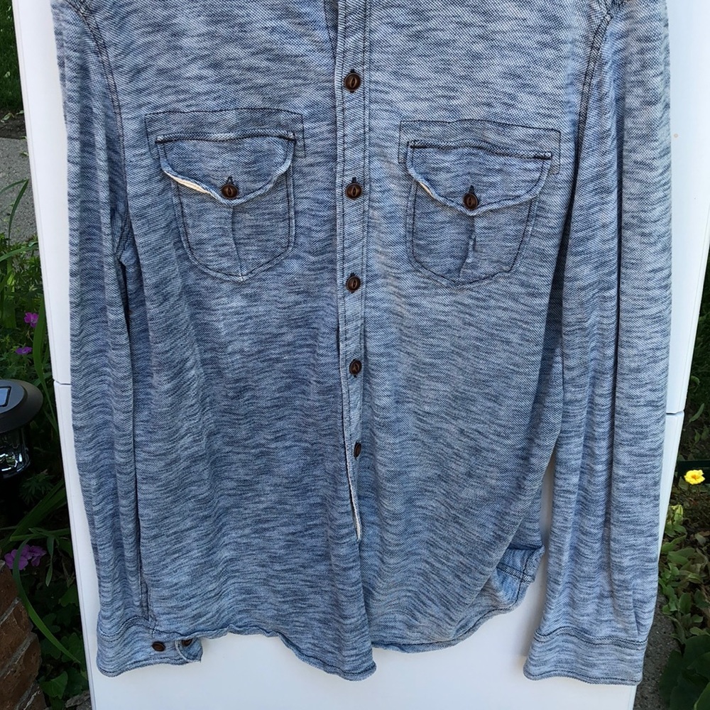 Tommy Bahama men’s soft buttondown